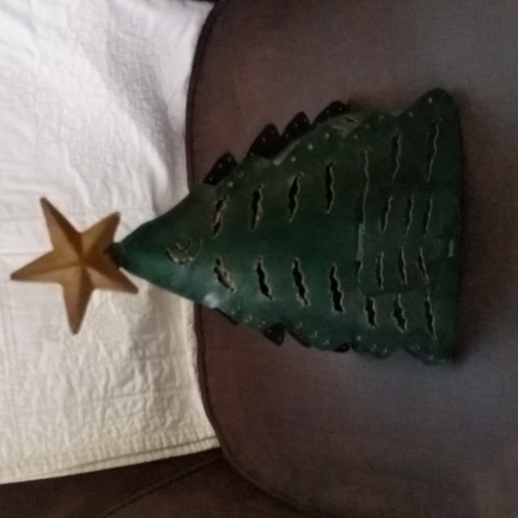 Green Christmas Tree Candle Holder With Gold Star Topper - Picture 1 of 8